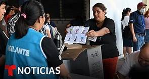 Más de 6 millones de personas participan en las elecciones en El Salvador | Noticias Telemundo