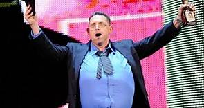 Raw: Michael Cole makes a memorable Raw arrival