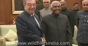Russian Prime Minister Yevgeny Primakov visits India in 1998