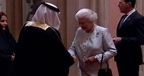 Rei do Bahrein ofusca Jubileu de Elizabeth II