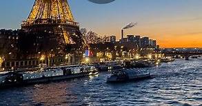 La tour Eiffel on Instagram: "🇫🇷 Au revoir Janvier !😍✨ 🌐 Bye January!😍✨ 📸 Société d’Exploitation de la tour Eiffel | Louison J. #toureiffel #eiffeltower #eiffelofficielle #eiffeltowerparis #paris #parisjetaime #parismaville"