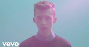 Troye Sivan - Happy Little Pill (Official Video)