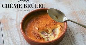 Crème Brûlée: the essential guide (by the French Cooking Academy)