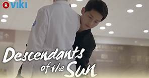 Descendants of the Sun - EP1 | Song Joong Ki Knocks Song Hye Kyo's Phone Out Of Her Hand [Eng Sub]
