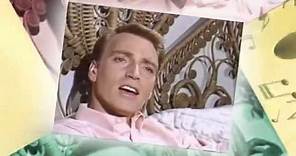 Frank Ifield - She Taught Me How To Yodel