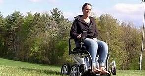 能爬樓梯能直立的輪椅，以平衡車為原理，殘疾人士也能秒變1米8