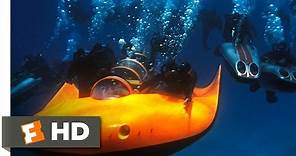 Thunderball (8/10) Movie CLIP - Underwater Battle (1965) HD