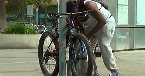 Watch How Long It Takes For A Thief To Snatch A Locked Bicycle