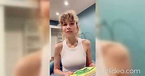 Jennette McCurdy sigue con su club de lectura