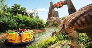 Top 10 Famous Theme Park Attractions