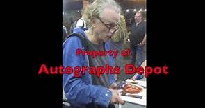 Brad Dourif (aka: Chucky) signing autographs in NYC