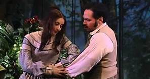 Giuseppe Verdi - La Traviata (Plácido Domingo, conductor)