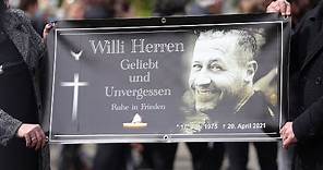 Rührender Abschied in Köln: So lief Willi Herrens Beerdigung