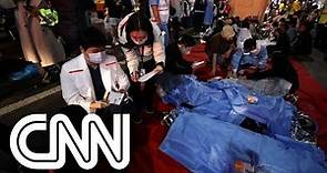 Tumulto em festividade de Halloween em Seul deixa pelo menos 146 mortos | CNN SÁBADO