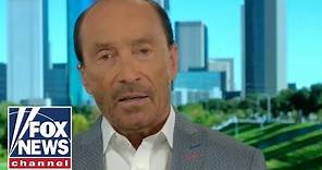 Lee Greenwood reflects on 9/11, working to help vets' charities
