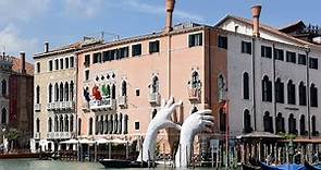 'Support' art sculpture by Lorenzo Quinn - Venice Biennale