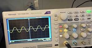 Using a Tektronix oscilloscope
