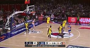 Matthew Hodgson with 19 Points vs. Adelaide 36ers