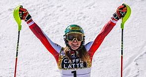 Katharina Liensberger gewinnt die Goldmedaille im WM-Slalom