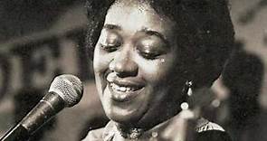 Blues Queen Sylvia with Jimmy Dawkins - I'm Hurtin'