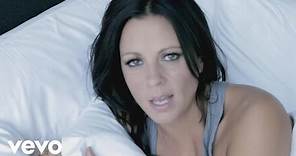 Sara Evans - A Little Bit Stronger