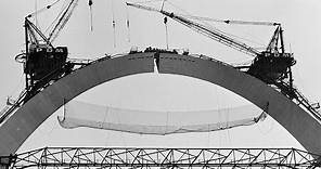 1965: Final piece of the Gateway Arch put in place
