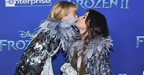 Selena Gomez Adorably Twins With Sister at Frozen 2 Premiere
