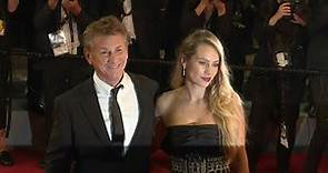 Cannes: Sean Penn et sa fille illuminent le tapis rouge | AFP