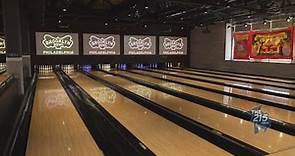Brooklyn Bowl: Bowling alley, restaurant, and show venue all in one