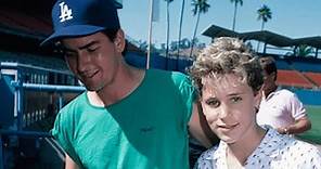 Se estrenó el documental en el que Corey Feldman acusa a Charlie Sheen de violar a Corey Haim cuando tenía 13 años