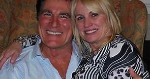 Who is Vince Papale's wife? Career and life of Janet Papale differ wildly from 'Invincible' portrayal