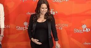 Lacey Chabert Shows Off Baby Bump 13th Annual Inspiration Awards