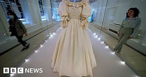 Princess Diana's wedding dress going on display at Kensington Palace