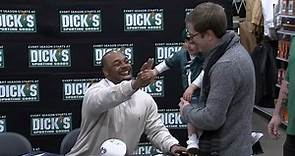 Donovan McNabb meets Eagles fans in South Jersey ahead of NFC Championship game