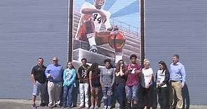 Ernie Davis Academy students complete mural