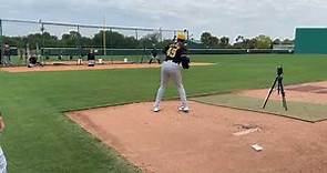 Aroldis Chapman's first bullpen session with Pittsburgh Pirates!