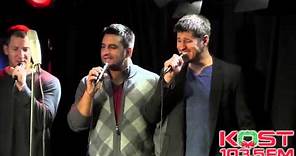 Straight No Chaser "Carol of the Bells" Live In-Studio Acapella