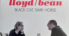Robert Lloyd, Janet Beveridge Bean - Black Cat, Dark Horse