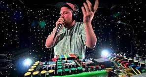 Dan Deacon - When I Was Done Dying (Live on KEXP)