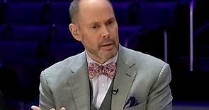 How many sons does Ernie Johnson have and what happened to Michael Johnson?