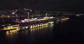 Dream Cruises - 【#雲頂夢號 綻現璀璨夜空】 [#GentingDream Under the...