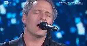 Claudio Santamaria canta Sergio Endrigo