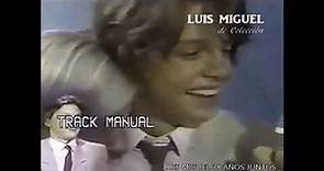 Luis Miguel le canta a su mamá Marcela Basteri, 1985.