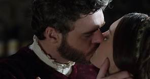 Medici 1x08 Cosimo & Contessina Kiss scene - Richard Madden & Annabel Scholey