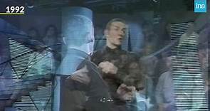 Dany Boon, 26 ans, interprète son sketch « Le Déprimé » - 1992
