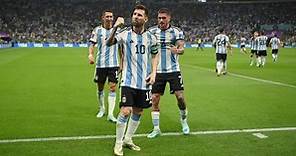 Argentina-Messico 1-0, Lionel Messi sblocca il risultato con un gran tiro dal limite dell'area
