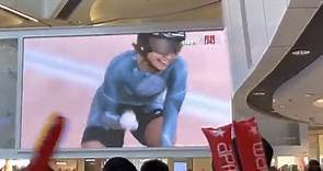 aPM直擊李慧詩勇奪女子單車爭先賽銅牌，Sarah賽後緊握拳頭開心到笑。