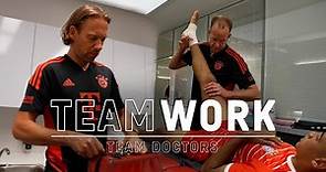 Team Work: How the team doctors of FC Bayern work | Mini documentary