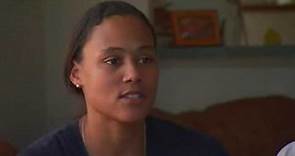 Marion Jones - after the prison - with her family