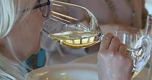 "Il vino nuoce gravemente alla salute"? Il parere dell'oncologa